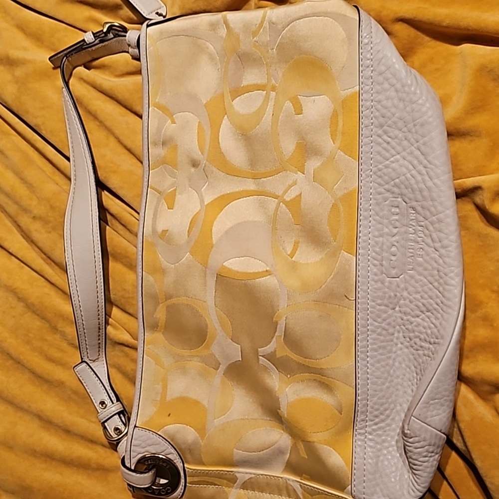 Coach Vintage Shoulder Bag